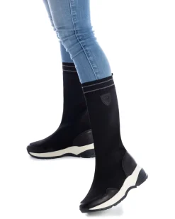 Zapatilla De Mujer Carmela 16035401