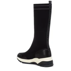 Zapatilla De Mujer Carmela 16035401