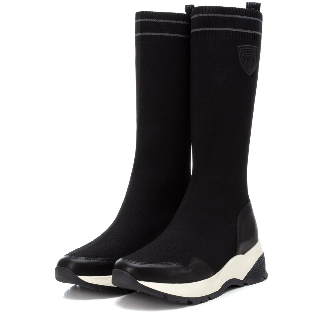 Zapatilla De Mujer Carmela 16035401