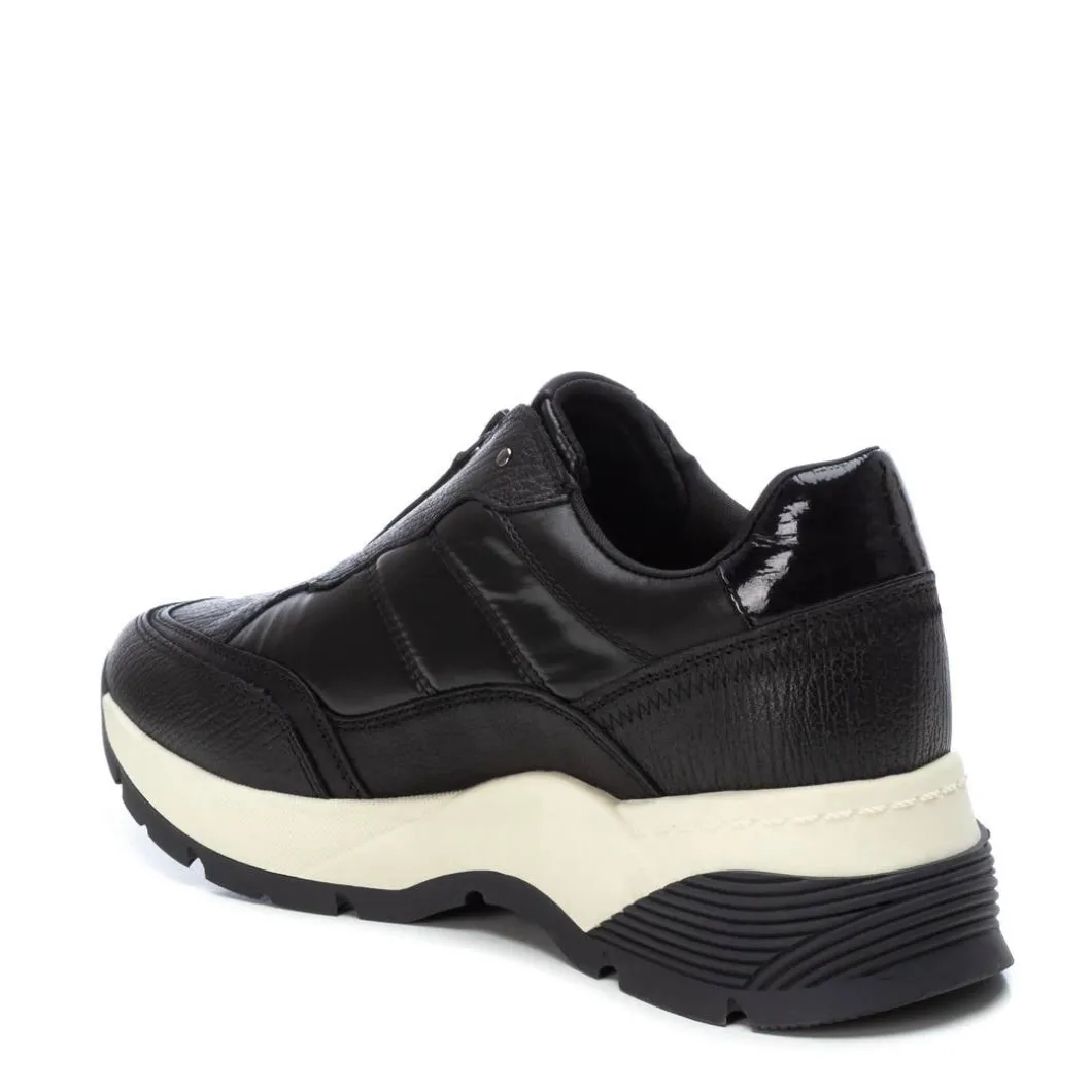 Zapatilla De Mujer Carmela 16116701