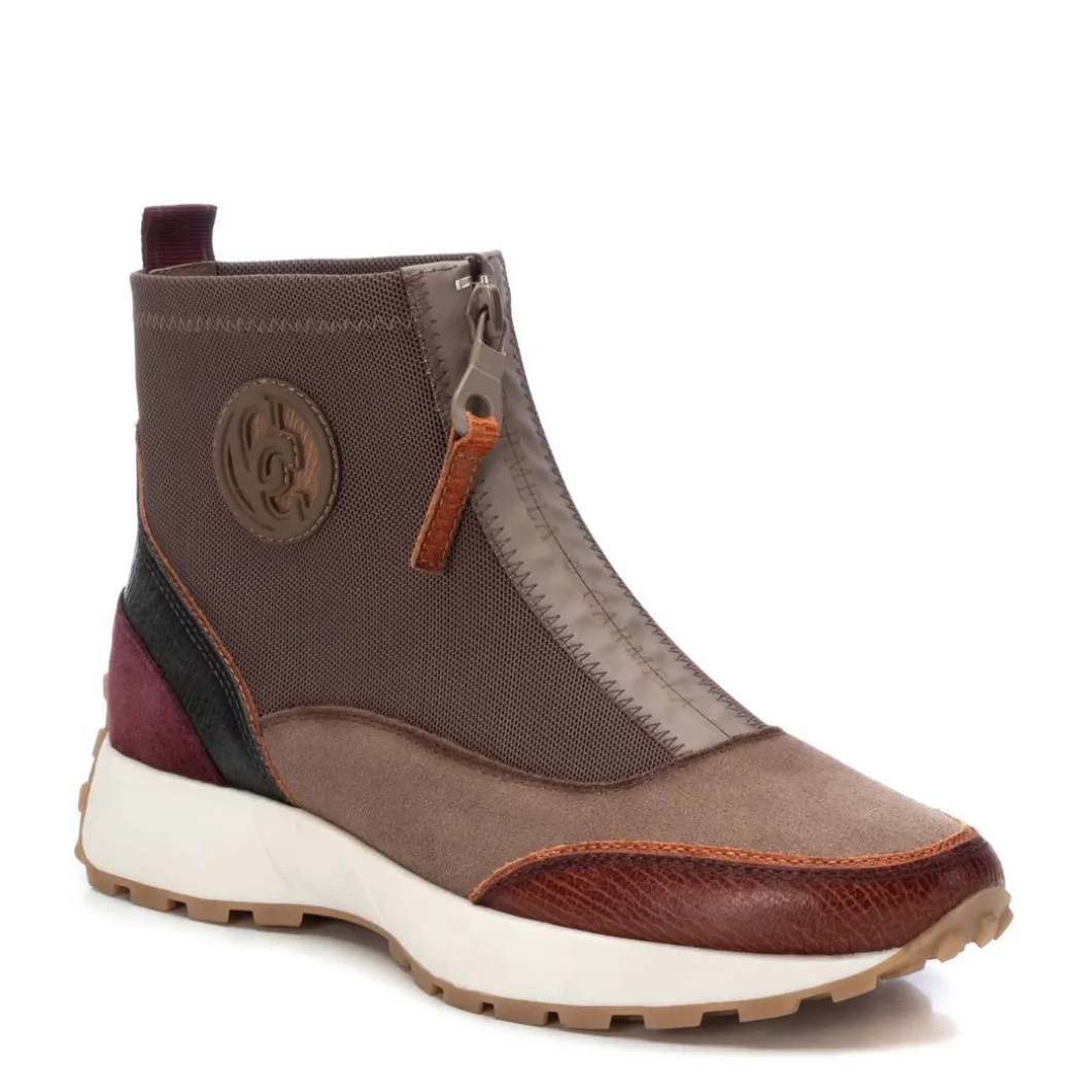 Zapatilla De Mujer Carmela 16120403