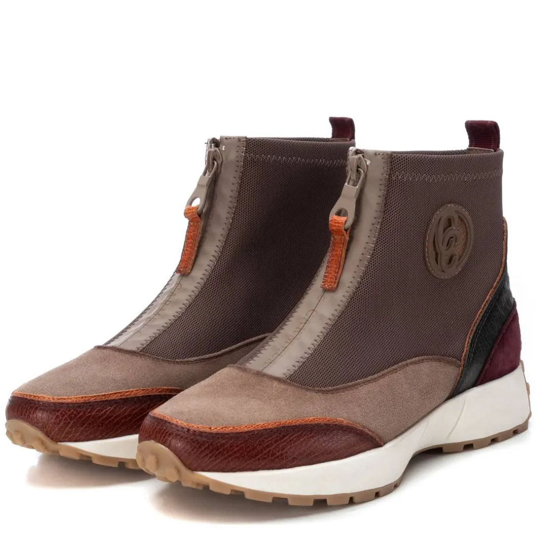 Zapatilla De Mujer Carmela 16120403