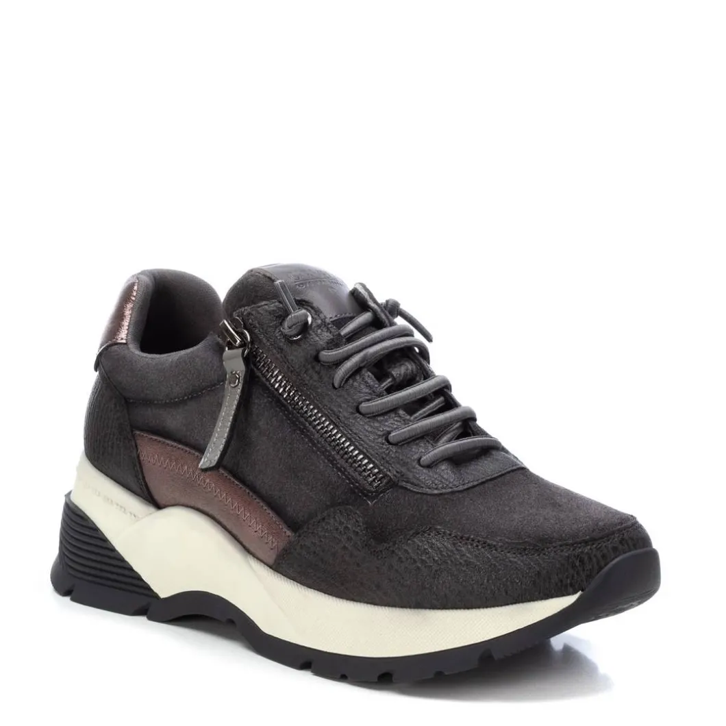 Zapatilla De Mujer Carmela 16105903
