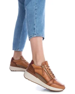Zapatilla De Mujer Carmela 16085004