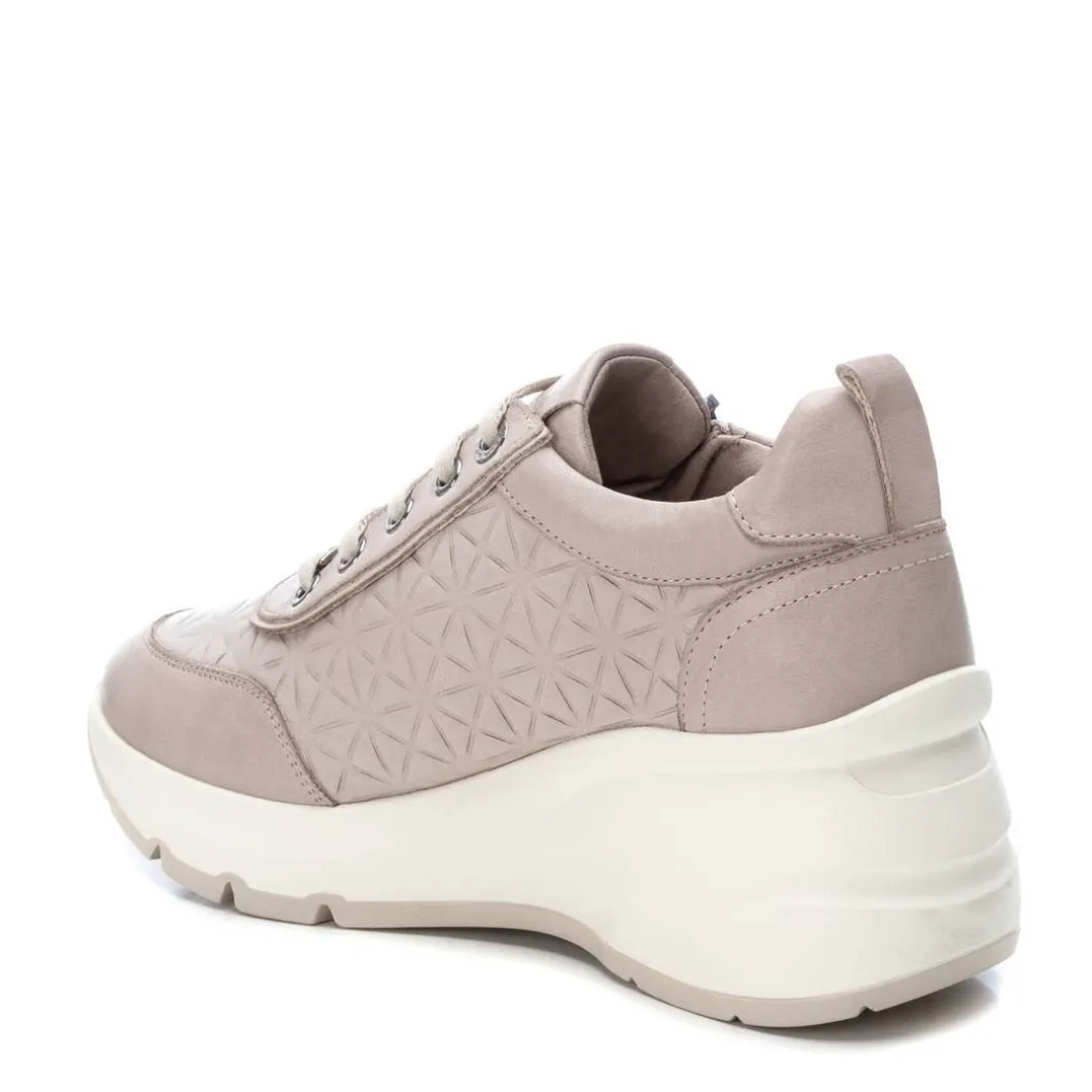 Zapatilla De Mujer Carmela 16119902