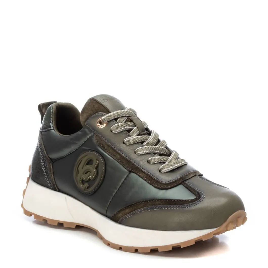 Zapatilla De Mujer Carmela 16111701