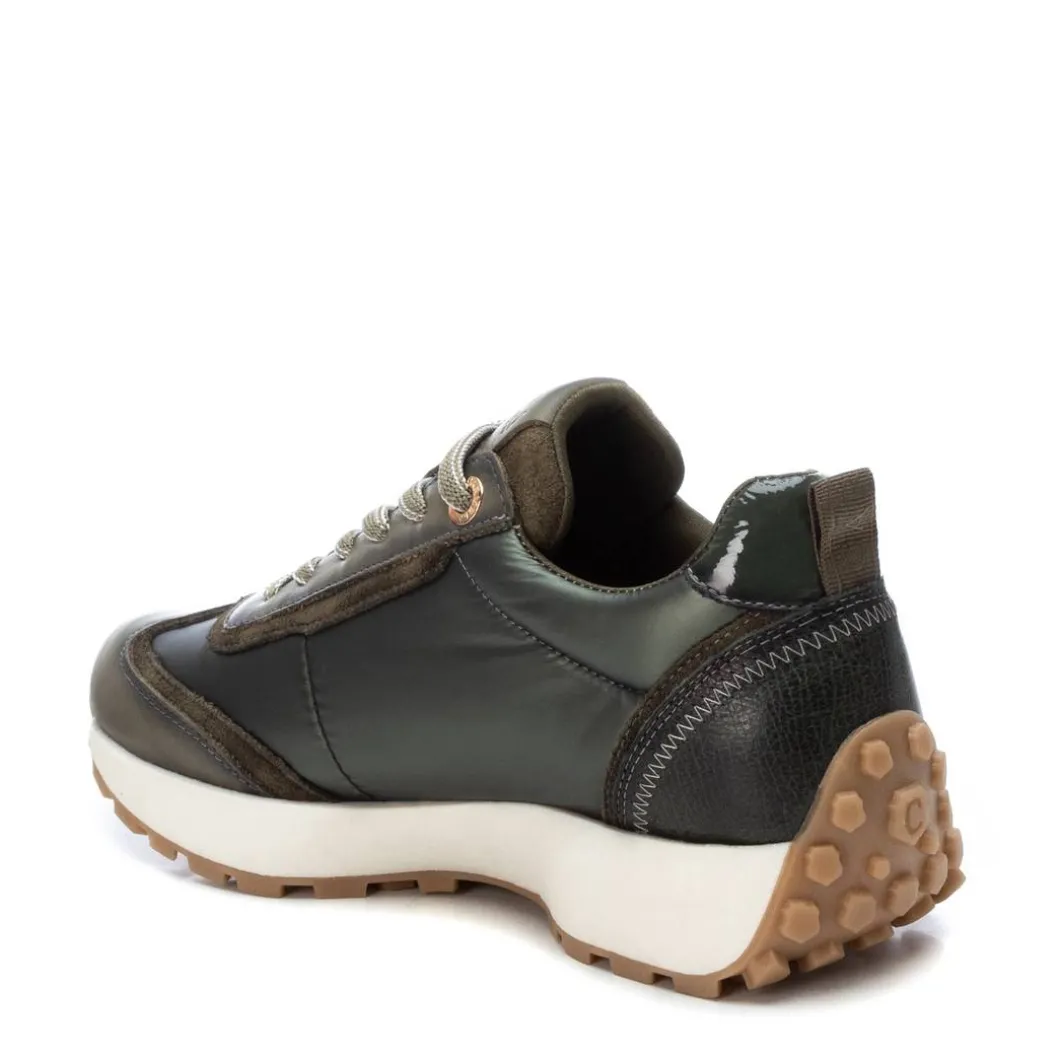 Zapatilla De Mujer Carmela 16111701