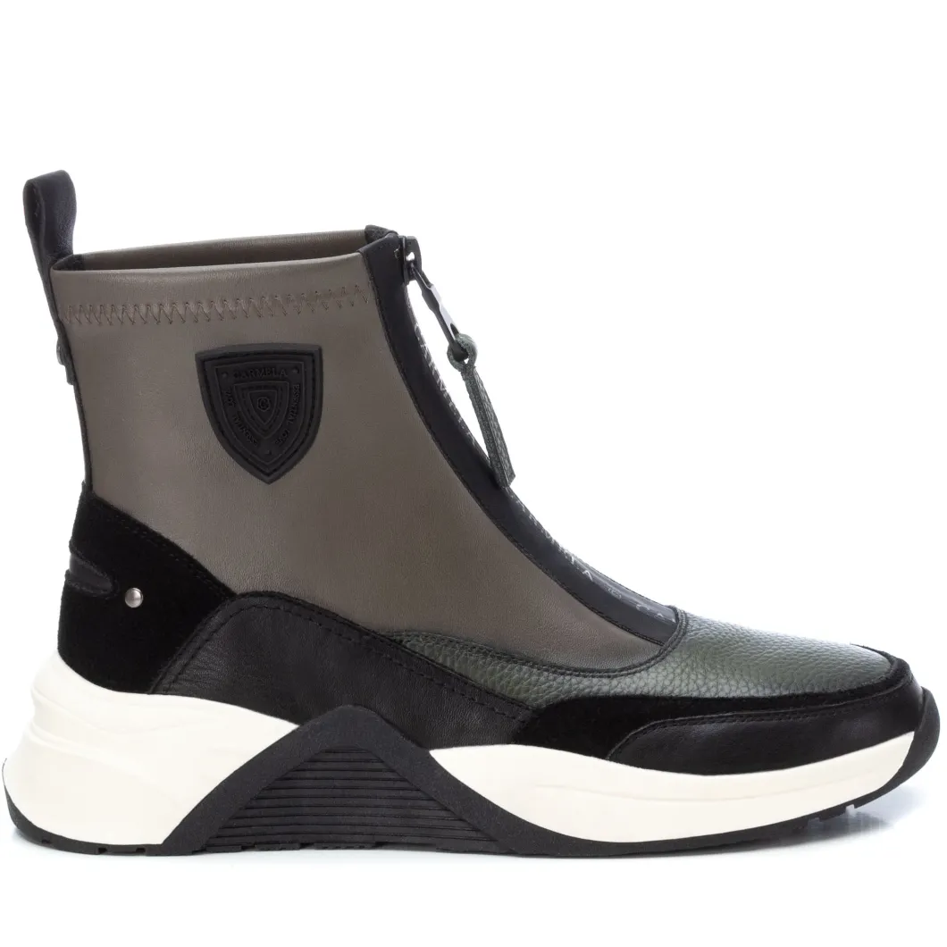 Zapatilla De Mujer Carmela 16018004