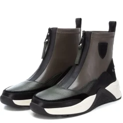 Zapatilla De Mujer Carmela 16018004