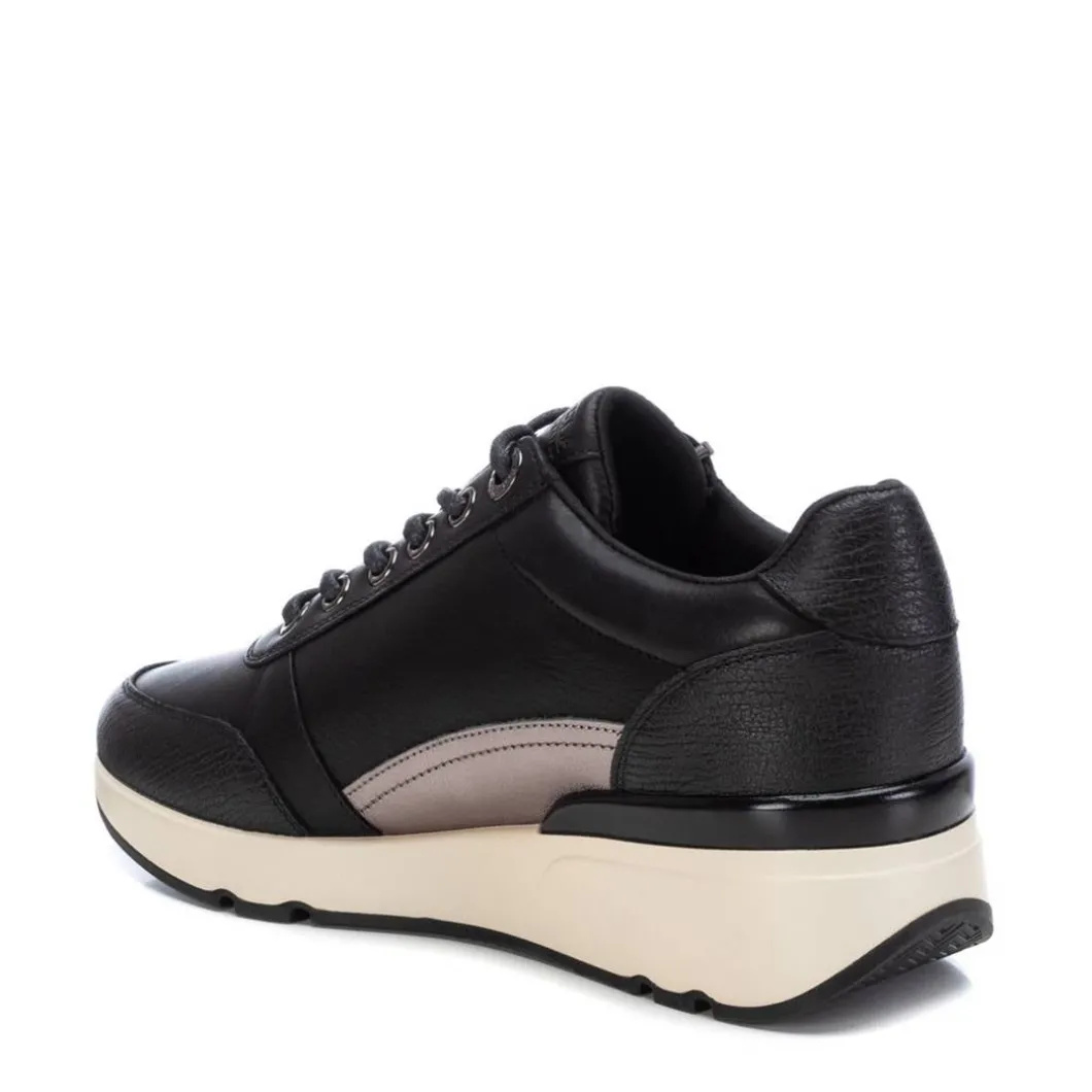 Zapatilla De Mujer Carmela 16085003