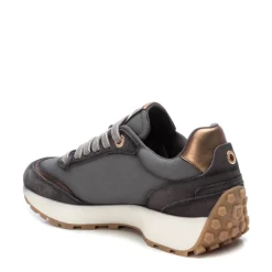 Zapatilla De Mujer Carmela 16117401