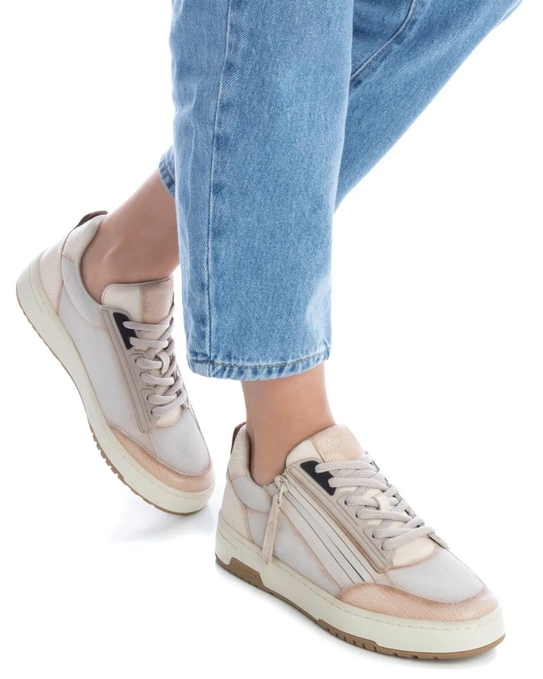 Zapatilla De Mujer Carmela 16086903