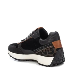 Zapatilla De Mujer Carmela 16086201