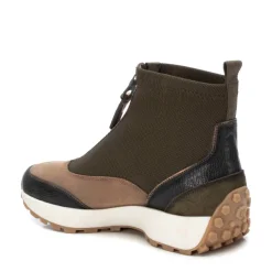 Zapatilla De Mujer Carmela 16120404