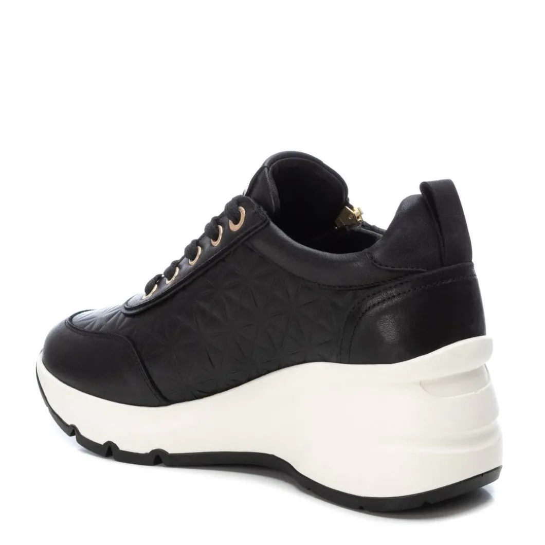 Zapatilla De Mujer Carmela 16119901