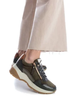Zapatilla De Mujer Carmela 16105901