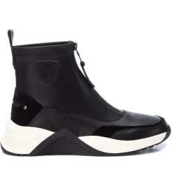 Zapatilla De Mujer Carmela 16018001