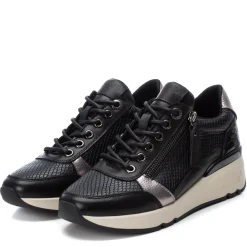 Zapatilla De Mujer Carmela 16018201