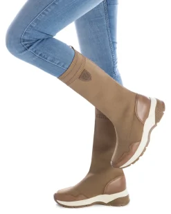 Zapatilla De Mujer Carmela 16035402