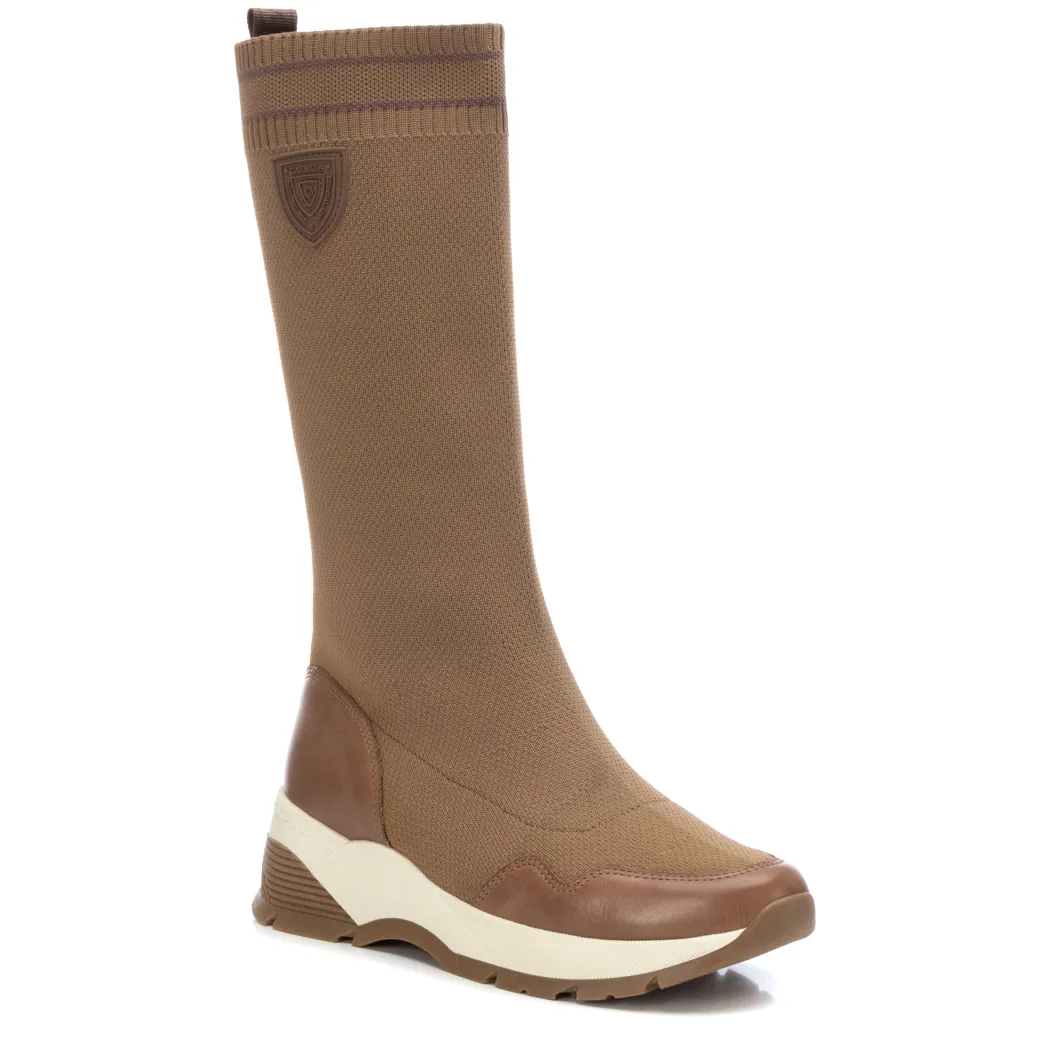 Zapatilla De Mujer Carmela 16035402