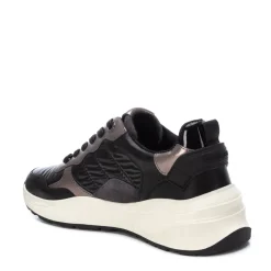 Zapatilla De Mujer Carmela 16015401