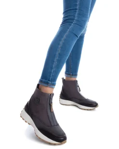 Zapatilla De Mujer Carmela 16120401