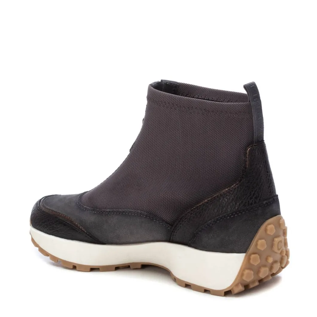 Zapatilla De Mujer Carmela 16120401