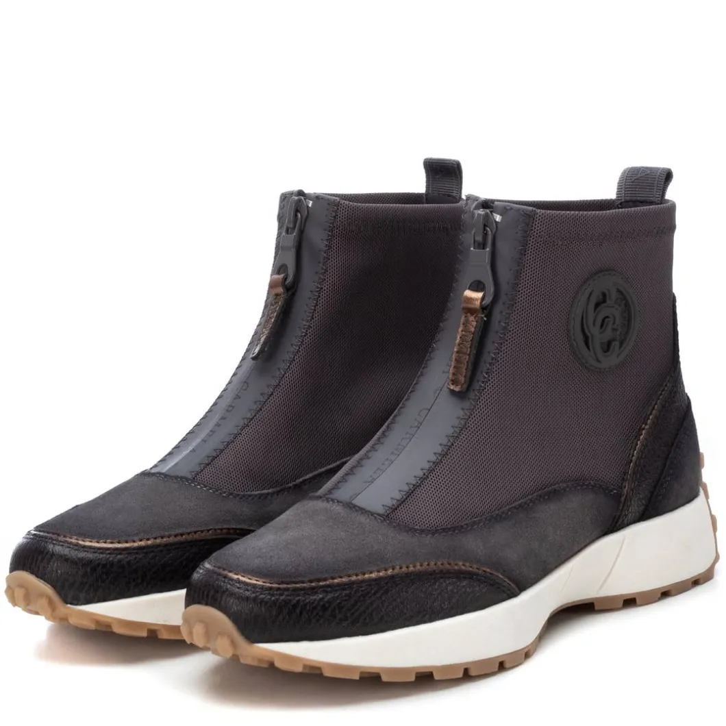 Zapatilla De Mujer Carmela 16120401