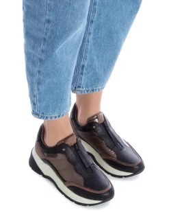 Zapatilla De Mujer Carmela 16116702