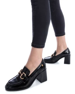 Zapato De Mujer Carmela 16115701