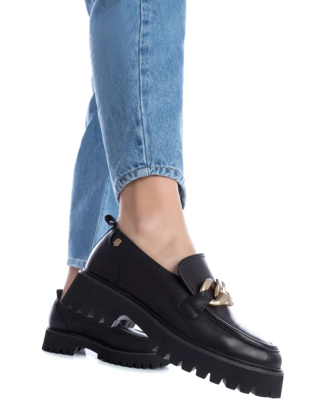 Zapato De Mujer Carmela 16106101