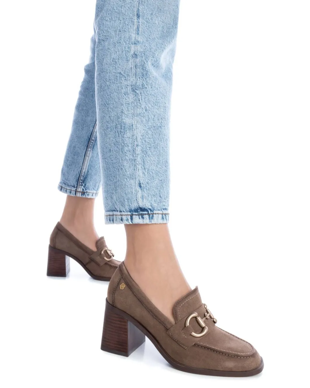 Zapato De Mujer Carmela 16113803